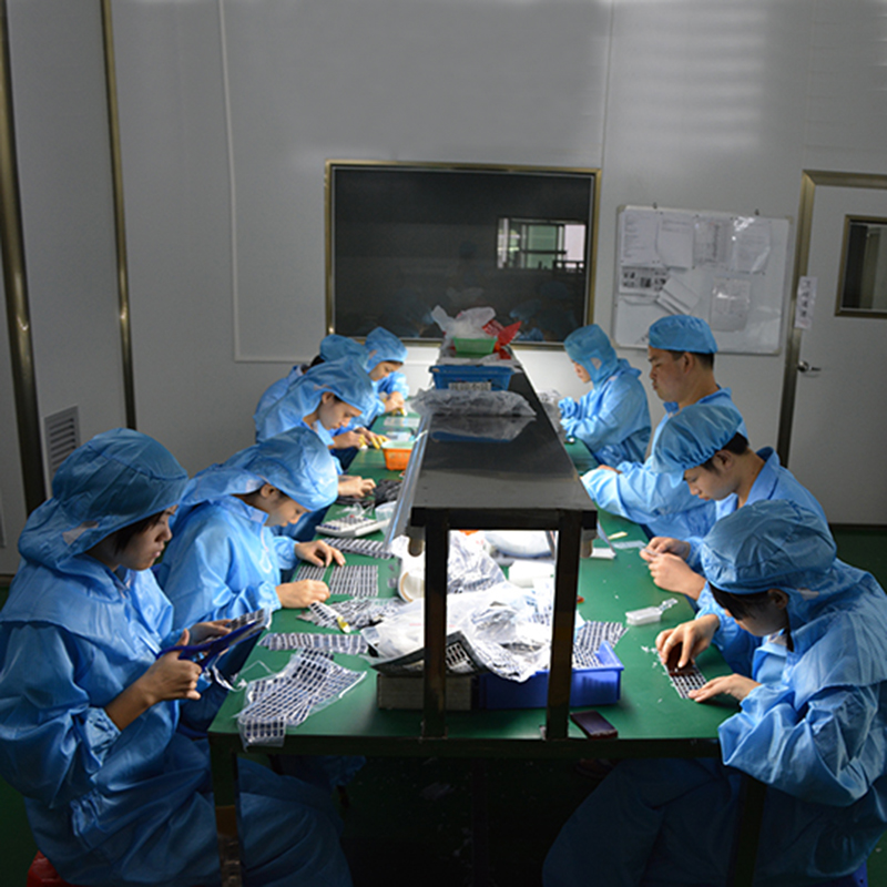 利順塑膠包裝車間