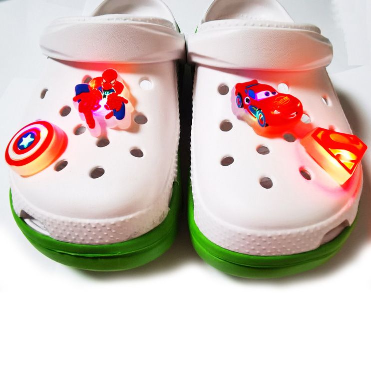 卡通軟膠LED發光鞋扣